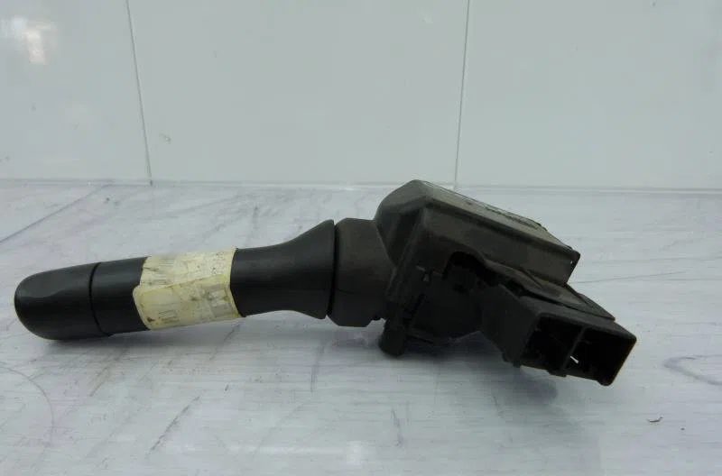 Commande essuie glace CITROEN C1 1 PHASE 1 occasion — photo 2