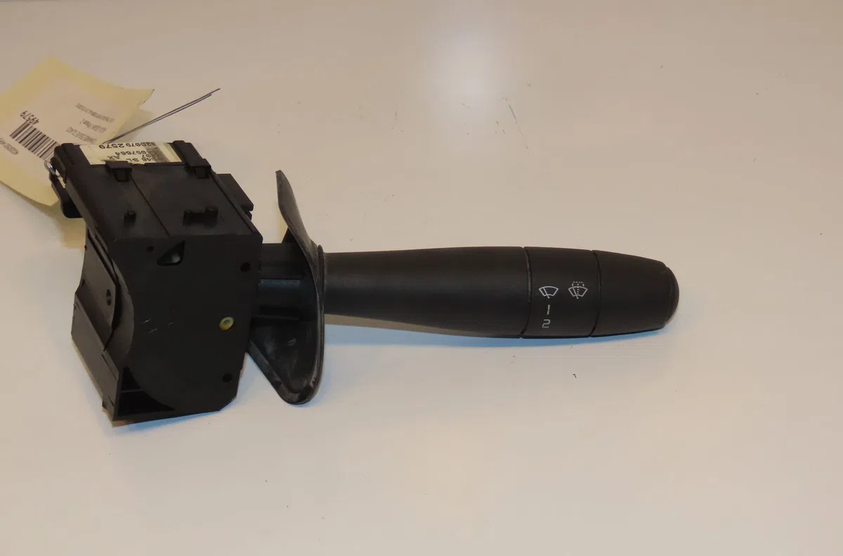 Commande essuie glace Dacia LOGAN (LS_) 1.5 dci (ls0k) (2006-2012) occasion — photo 4