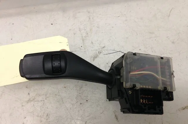 Commande essuie glace FORD CMAX I 2007 occasion — photo 2