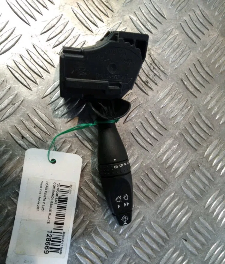 Commande essuie glace Ford FIESTA V (JH_, JD_) 1.25 16v (2002-2008) occasion — photo 3