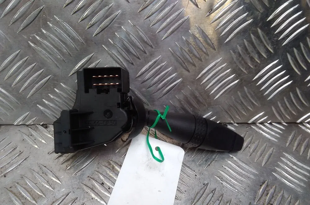 Commande essuie glace Ford FIESTA V (JH_, JD_) 1.4 tdci (2001-2008) 5 portes occasion