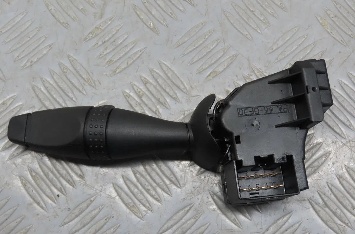 Commande essuie glace Ford FIESTA V (JH_, JD_) 1.4 tdci (2001-2008) 5 portes occasion