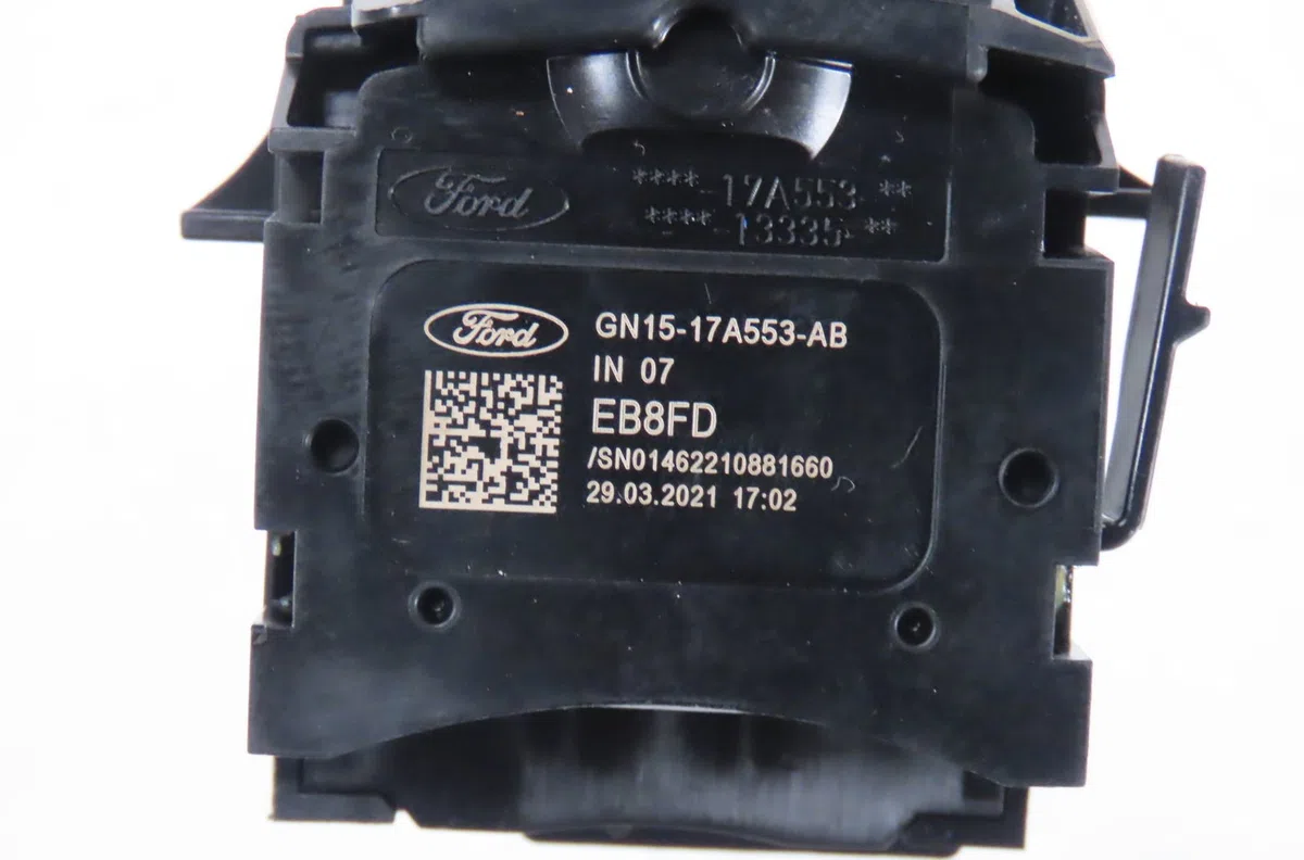 Commande essuie glace Ford FIESTA VII (HJ, HF) 1.1 ti-vct (2017) occasion