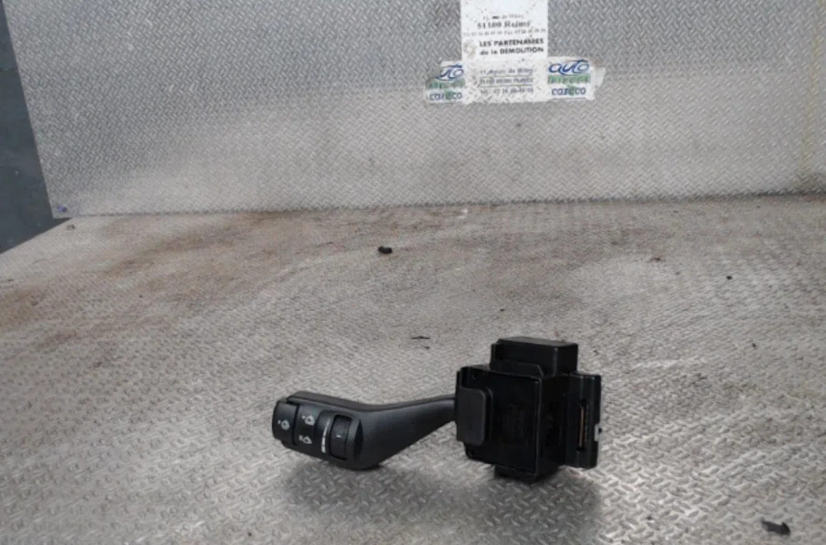 Commande essuie glace FORD FOCUS 2 FOCUS 2 PHASE 2 BREAK occasion