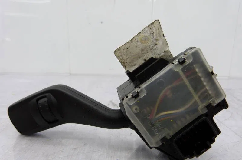 Commande essuie glace FORD FOCUS 2 PHASE 1 BREAK occasion — photo 2