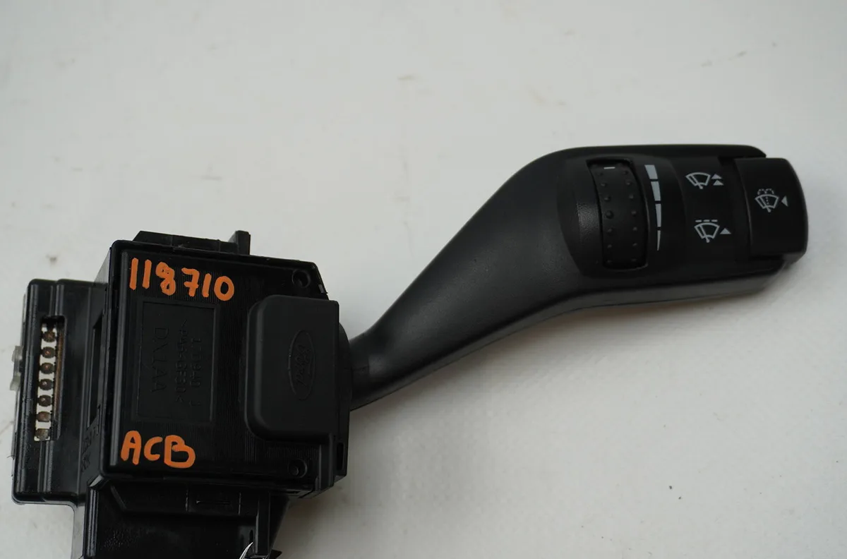 Commande essuie glace Ford KUGA I 2.0 tdci (2008-2012) 5 portes occasion