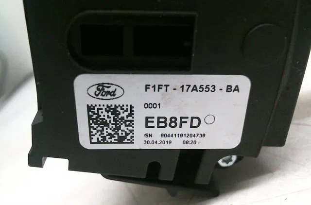 Commande essuie glace FORD KUGA II occasion — photo 3