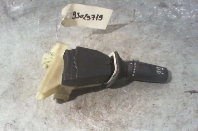 Commande essuie glace FORD MONDEO 1997 occasion — photo 3