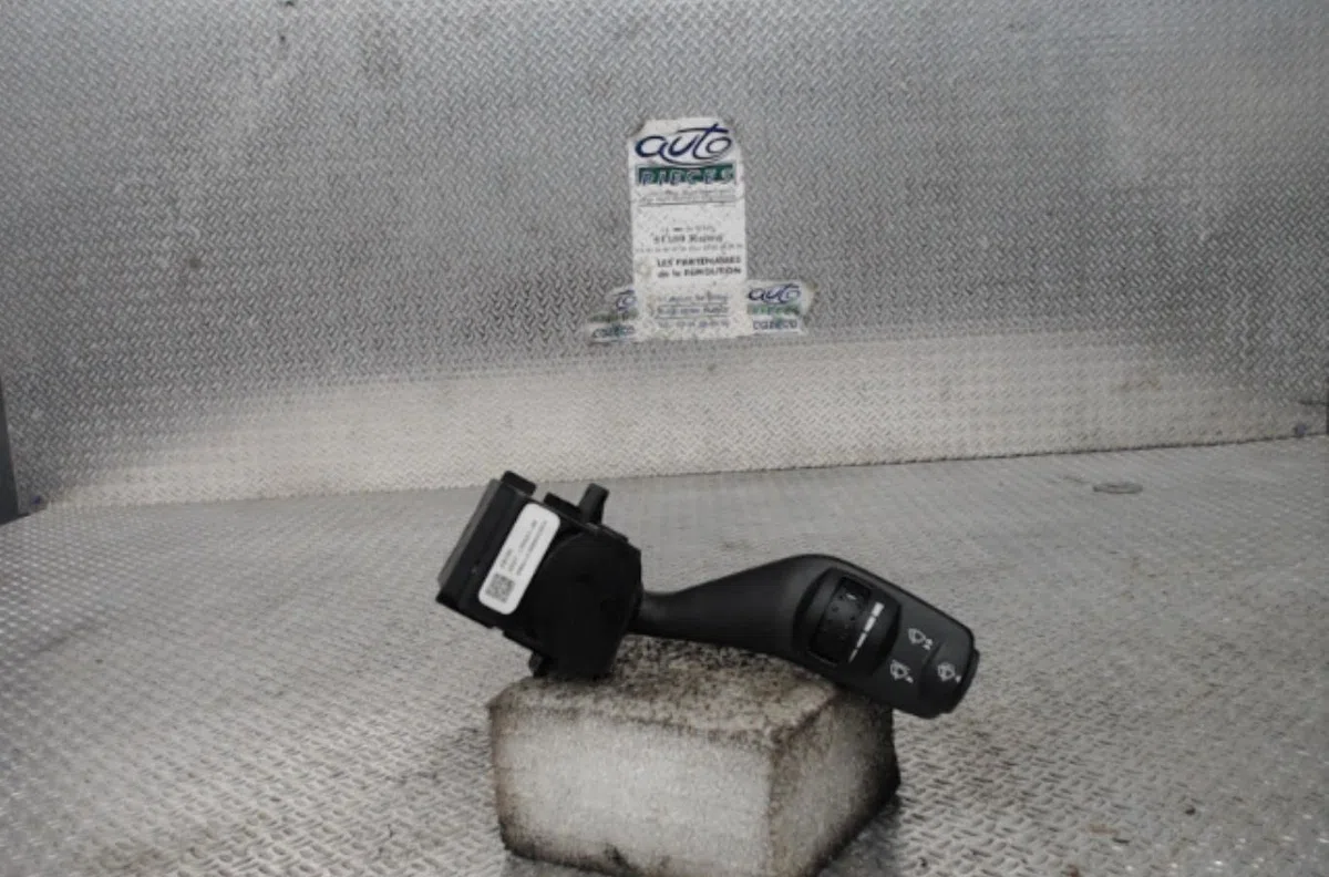 Commande essuie glace FORD MONDEO 3  MONDEO 3 PHASE 1 occasion
