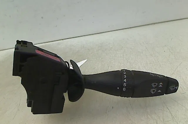 Commande essuie glace Ford MONDEO III Clipper (BWY) 2.0 16v tddi - tdci (2000-2007) occasion — photo 4