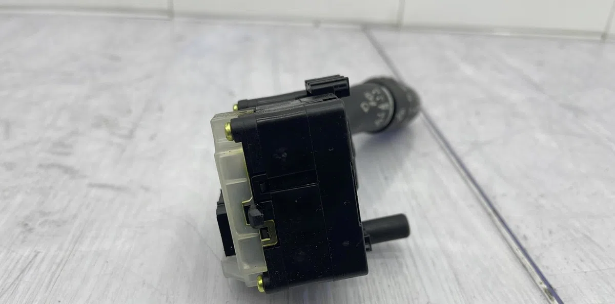 Commande essuie glace HYUNDAI I 30 1 PHASE 1 occasion — photo 2