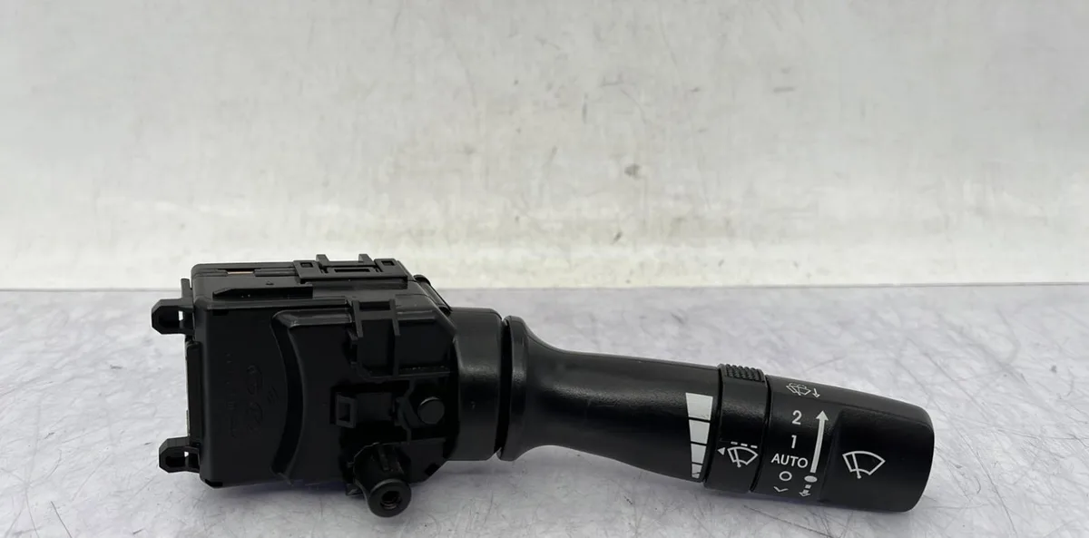 Commande essuie glace HYUNDAI I 40 PHASE 2 occasion