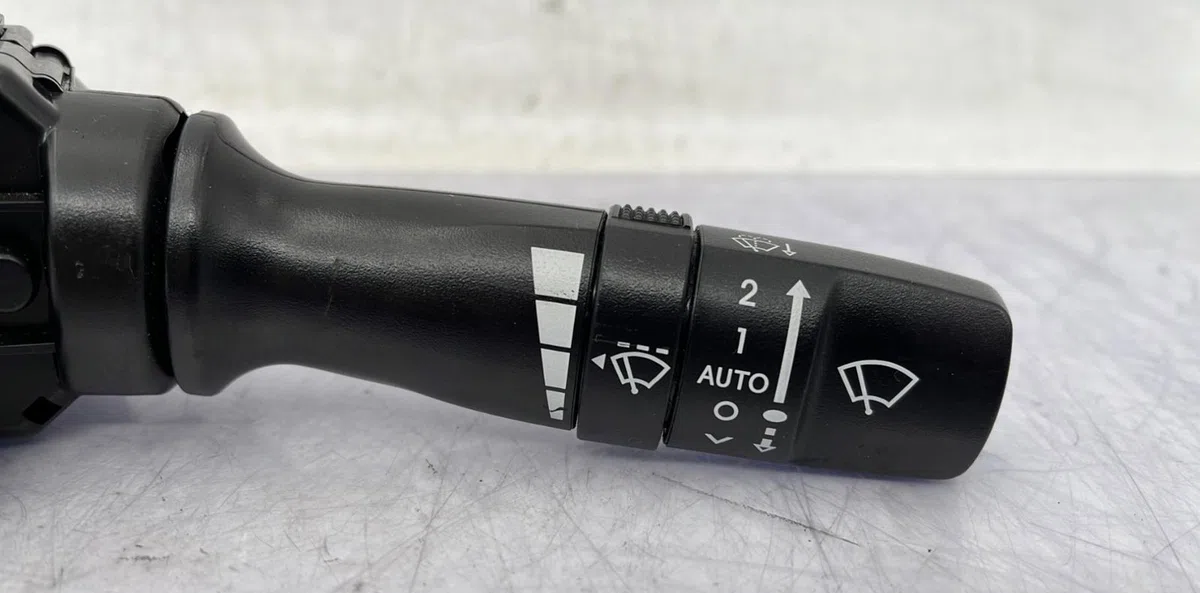 Commande essuie glace HYUNDAI I 40 PHASE 2 occasion — photo 2