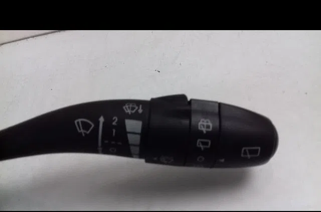 Commande essuie glace Hyundai I30 (FD) 1.6 crdi (2007-2011) occasion — photo 2