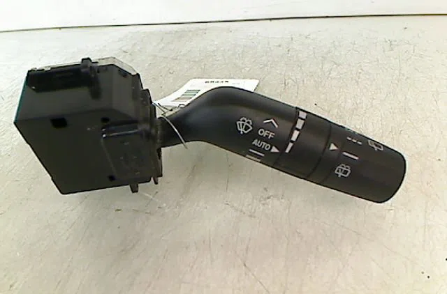 Commande essuie glace MAZDA 3 II 2013 occasion — photo 3