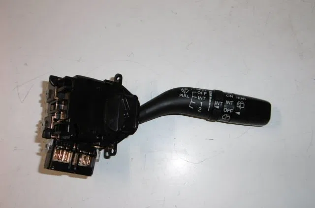 Commande essuie glace MAZDA 6 2005 occasion — photo 4