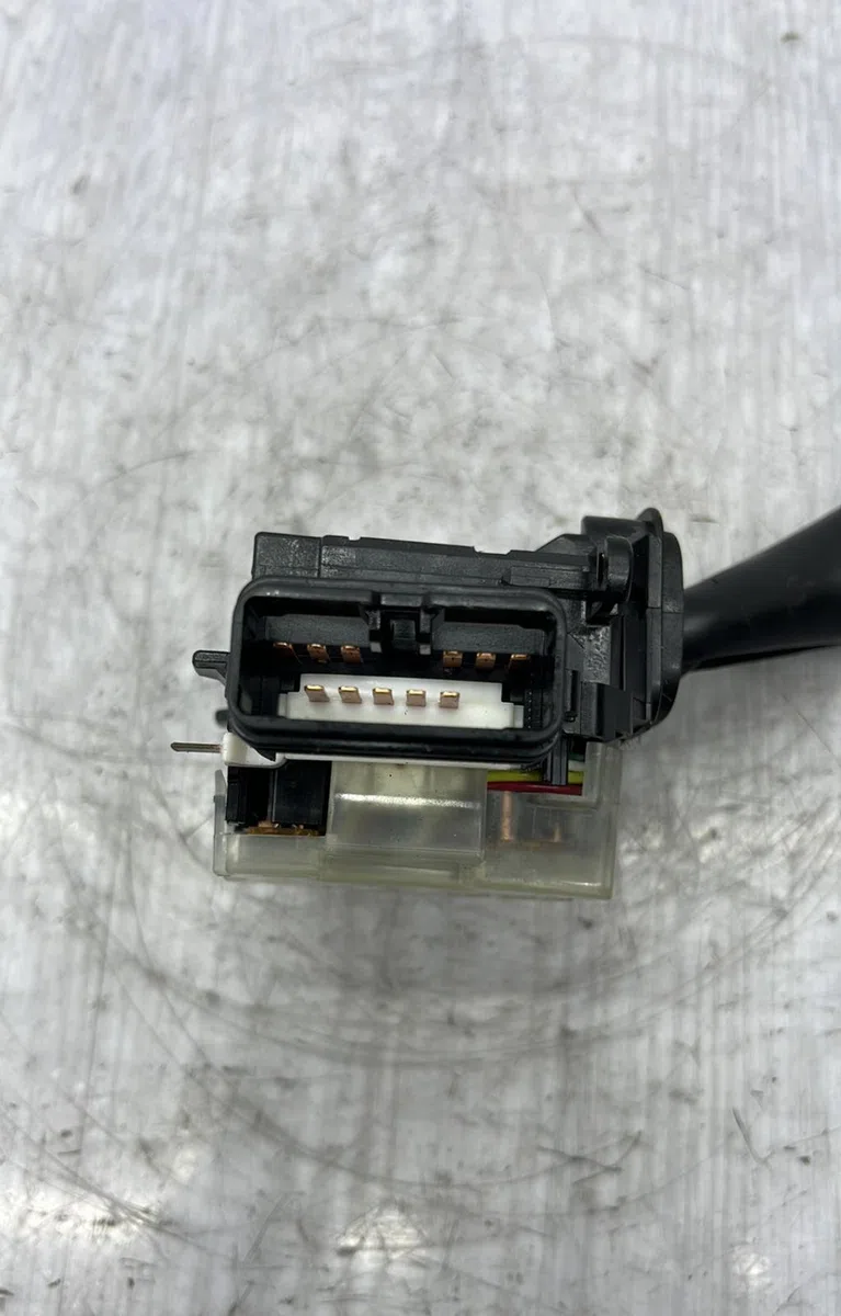 Commande essuie glace MAZDA 626 4 PHASE 2 occasion — photo 4