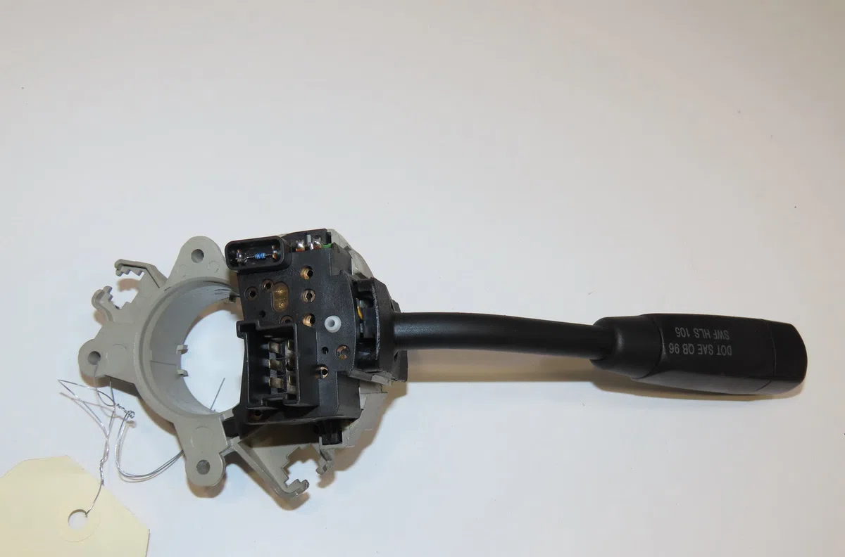 Commande essuie glace Mercedes-benz CLK (C208) Clk 230 kompressor (208.347) (1997-2000) occasion — photo 2