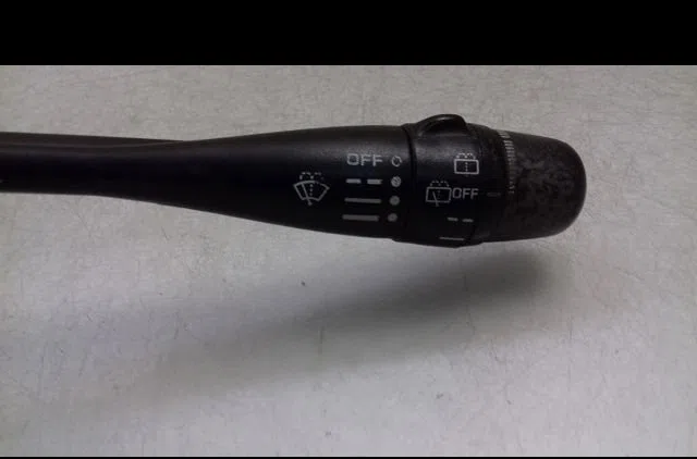 Commande essuie glace Nissan 100NX (B13) 1.6 (1990-1994) occasion — photo 2