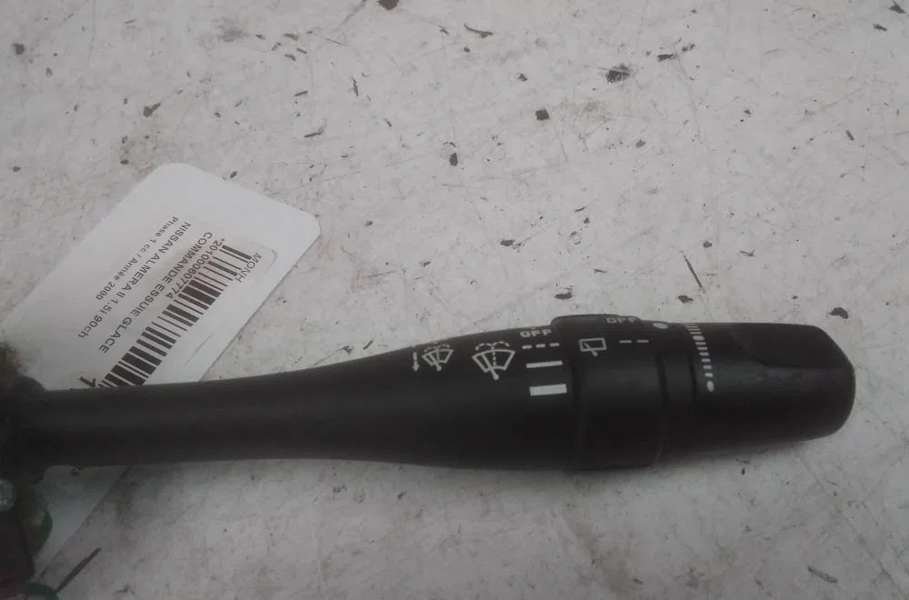 Commande essuie glace NISSAN ALMERA 2000 occasion — photo 3