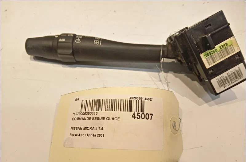 Commande essuie glace Nissan MICRA II (K11) 1.4 i 16v (2000-2003) occasion — photo 3