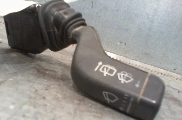 Commande essuie glace OPEL ASTRA 1999 occasion — photo 2