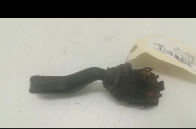 Commande essuie glace Opel ASTRA F Break (T92) 1.6 si (f35, m35) (1992-1994) occasion — photo 2
