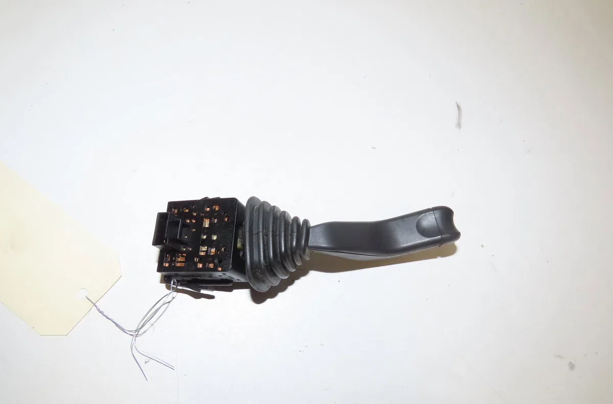 Commande essuie glace Opel CORSA C (X01) 1.2 (f08, f68) (2000-2009) occasion