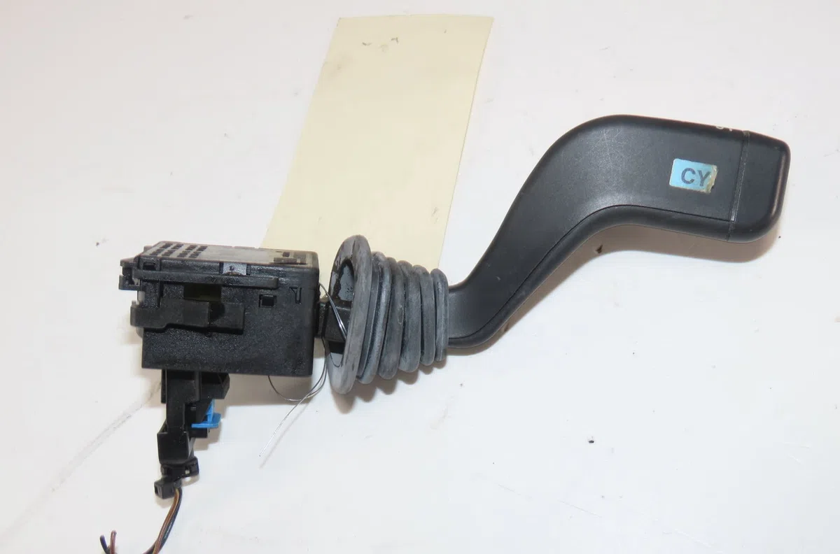 Commande essuie glace Opel MERIVA A Monospace (X03) 1.7 cdti (e75) (2003-2010) occasion — photo 2