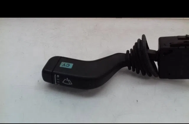 Commande essuie glace Opel MERIVA A Monospace (X03) 1.8 (e75) (2003-2010) occasion — photo 2