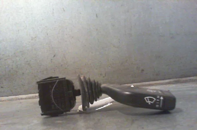 Commande essuie glace OPEL OMEGA 1995 occasion — photo 3