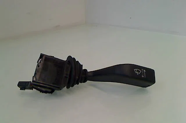 Commande essuie glace OPEL ZAFIRA I  2.0 DTI 16v 100ch occasion — photo 2