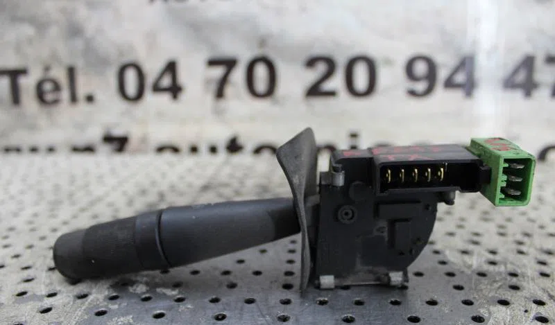 Commande essuie glace PEUGEOT 205 PHASE 2 occasion — photo 2