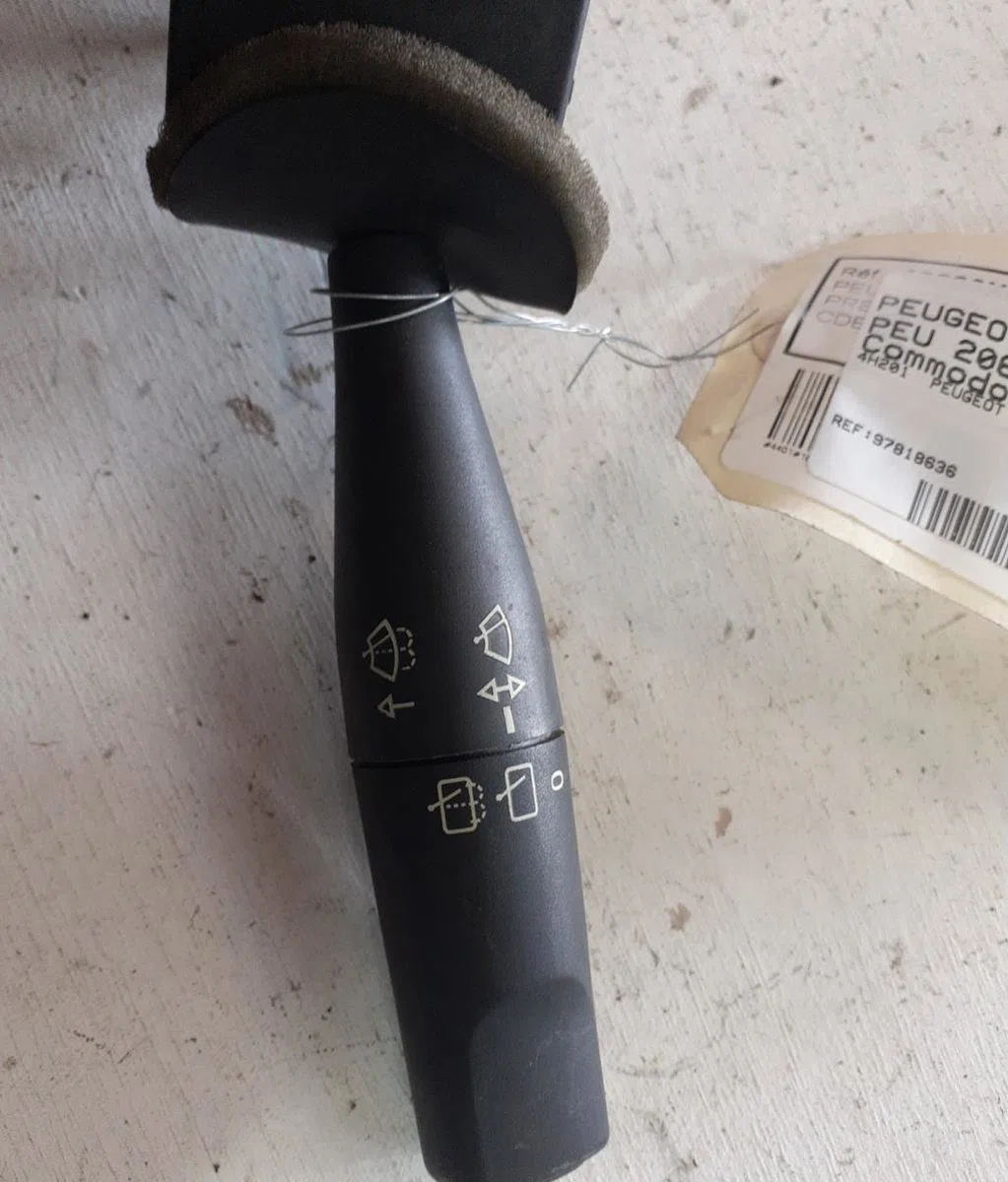 Commande essuie glace Peugeot 206 3-5 portes (2A-C) 1.4 i (1998-2012) 3 portes occasion — photo 2