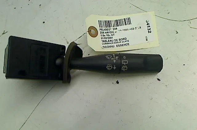 Commande essuie glace PEUGEOT 206 occasion — photo 4
