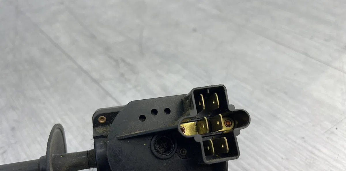 Commande essuie glace PEUGEOT 305 PHASE 2 occasion — photo 4