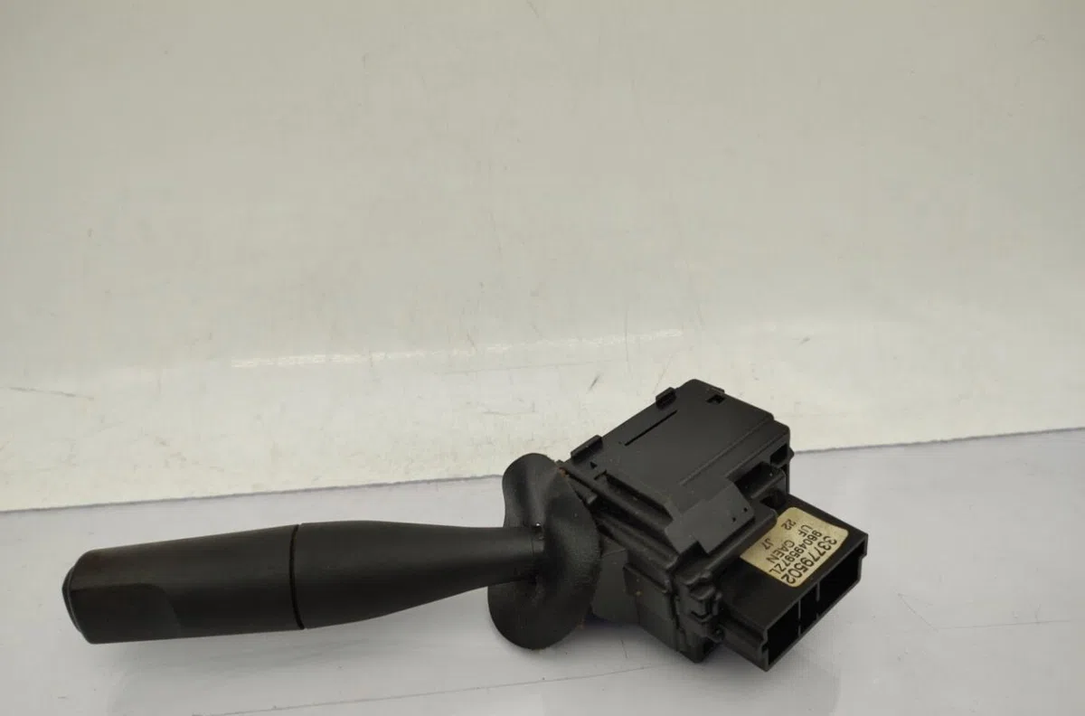 Commande essuie glace PEUGEOT 306 BREAK occasion