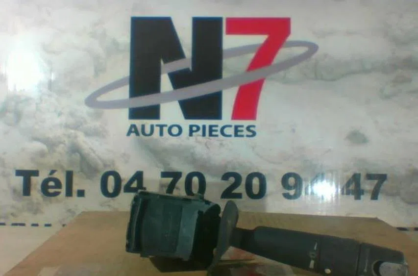 Commande essuie glace PEUGEOT 306 PHASE 2 occasion — photo 2