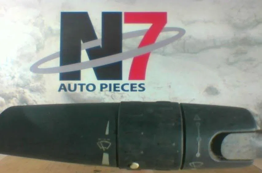 Commande essuie glace PEUGEOT 306 PHASE 2 occasion — photo 4