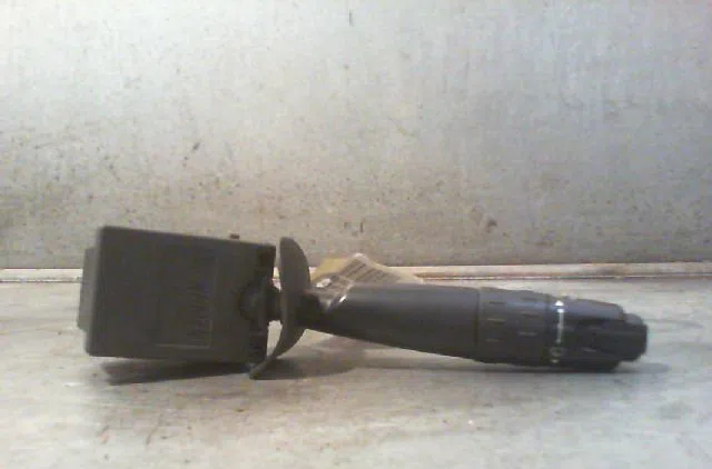 Commande essuie glace PEUGEOT 405 Phase 1 07-1987--06-1992 occasion — photo 4