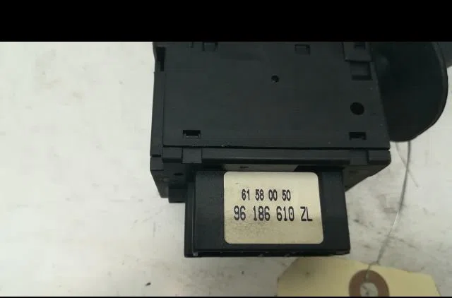 Commande essuie glace Peugeot 406 (8B) 1.8 (1997-2004) occasion — photo 3
