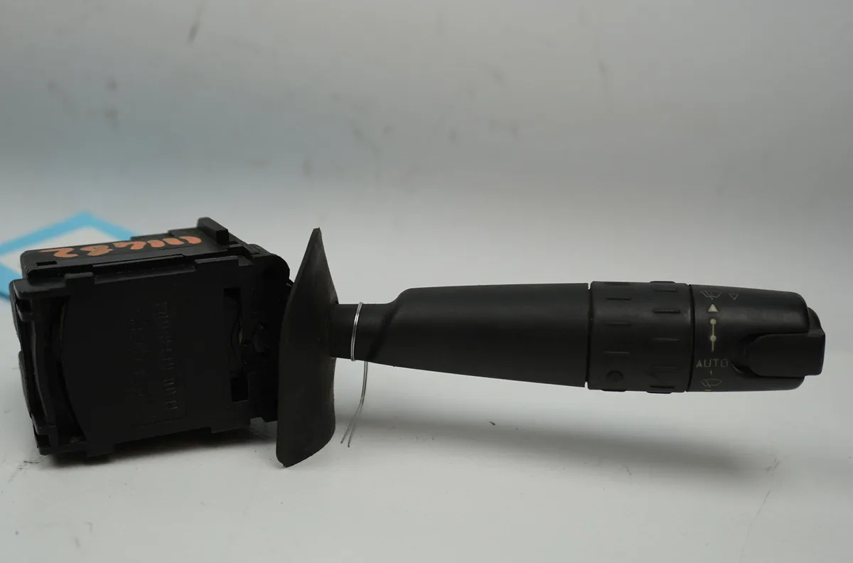 Commande essuie glace Peugeot 406 (8B) 2.0 hdi 110 (1998-2001) 4 portes occasion