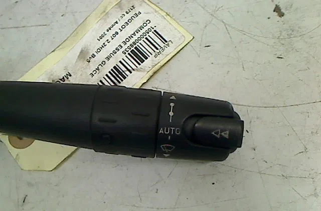 Commande essuie glace PEUGEOT 607 occasion — photo 3