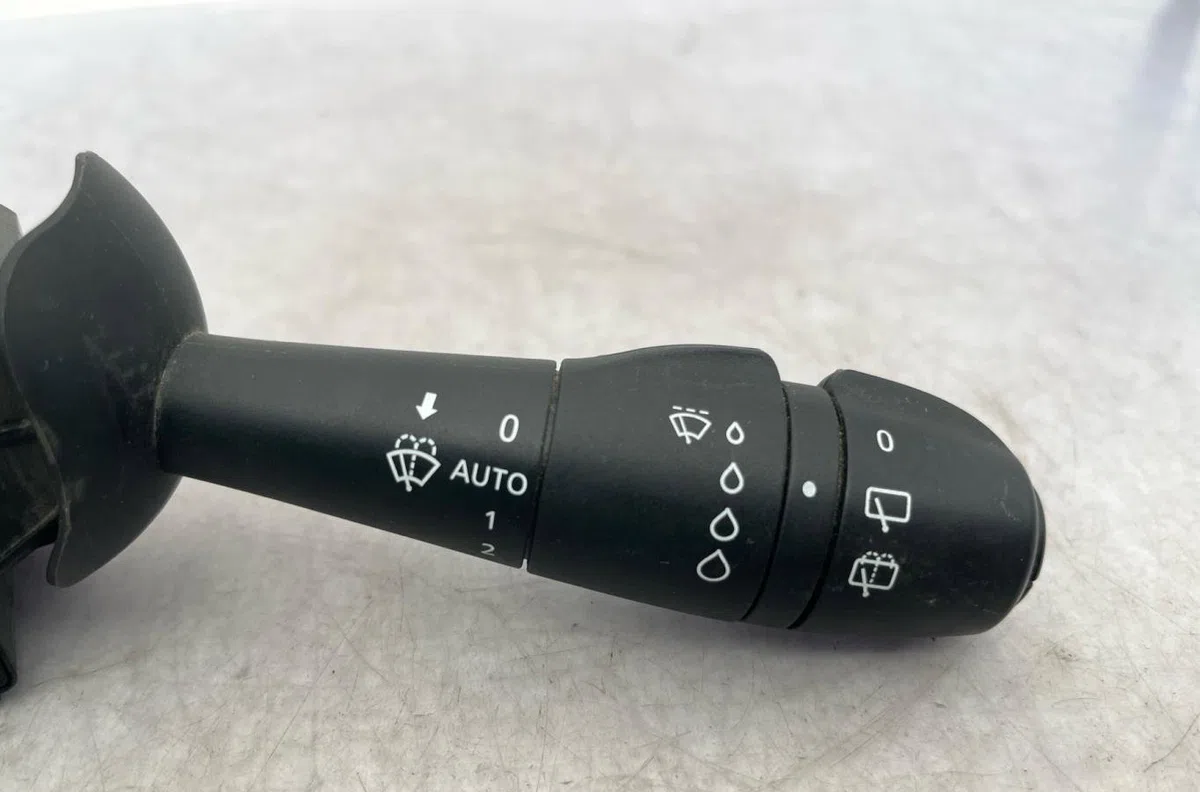 Commande essuie glace RENAULT CAPTUR 1 PHASE 1 occasion — photo 3