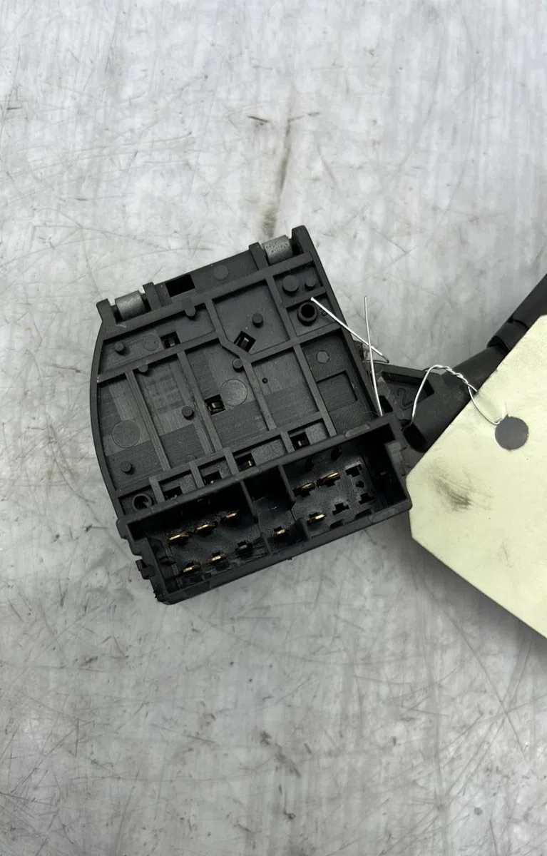 Commande essuie glace RENAULT CLIO 1 PHASE 3 occasion — photo 2