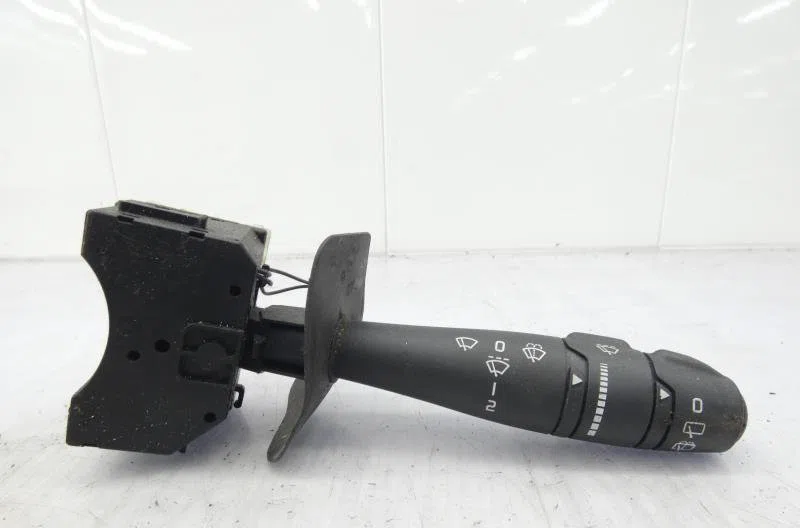Commande essuie glace RENAULT CLIO 2 CAMPUS PHASE 2 occasion — photo 3