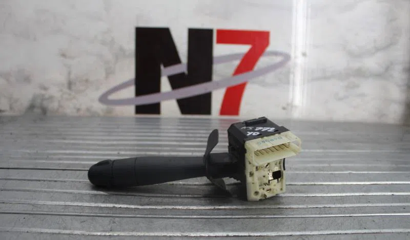 Commande essuie glace RENAULT CLIO 2 PHASE 1 occasion