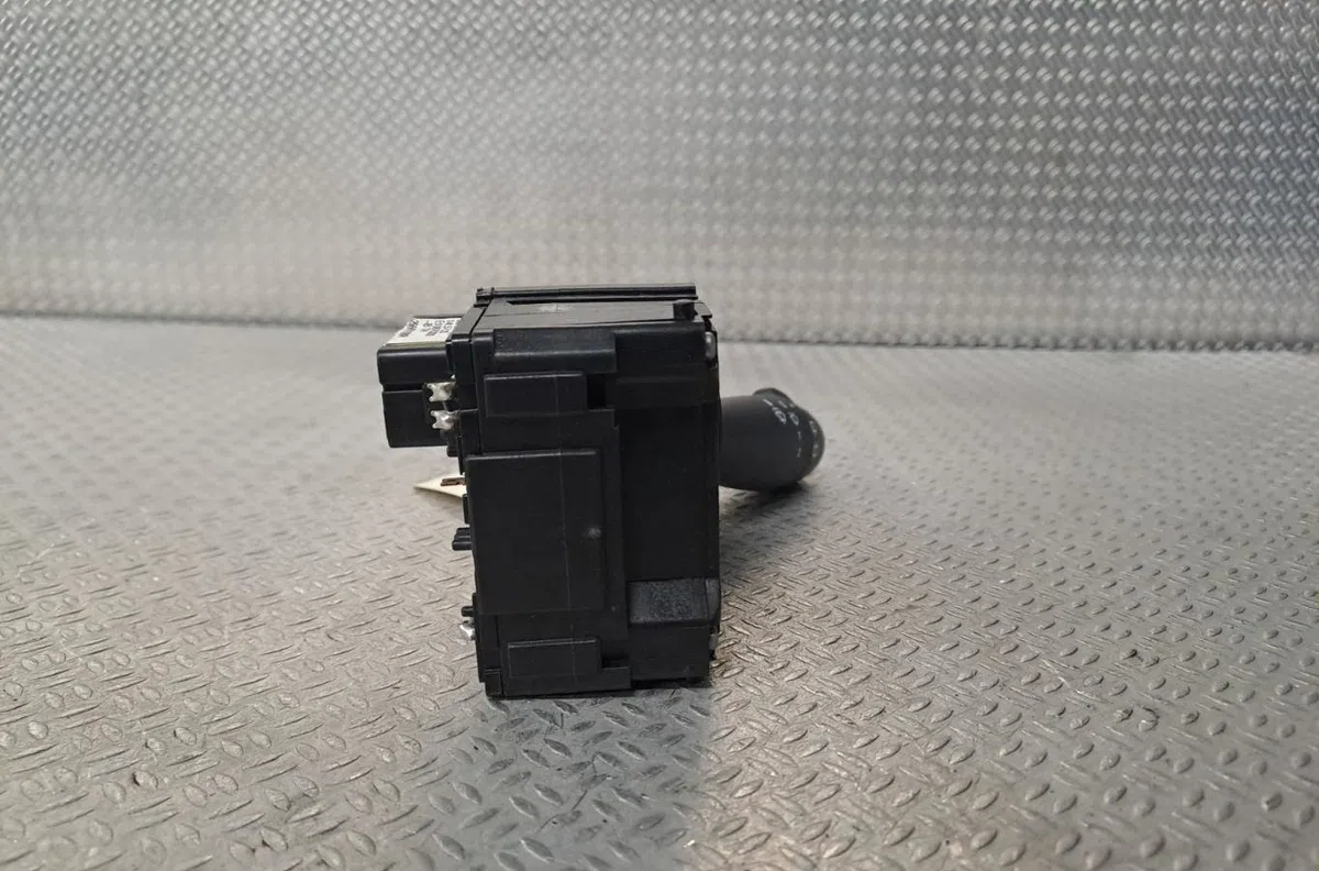 Commande essuie glace RENAULT CLIO 4  CLIO 4 PHASE 1 occasion — photo 2