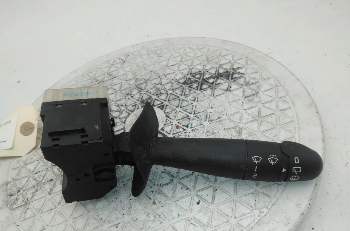 Commande essuie glace RENAULT CLIO CAMPUS II occasion — photo 2