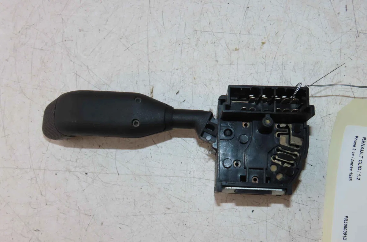 Commande essuie glace RENAULT CLIO  I occasion — photo 2